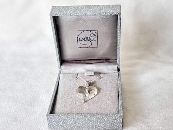 Lalique Crystal Pendant Necklace Couer clear heart, vintage.