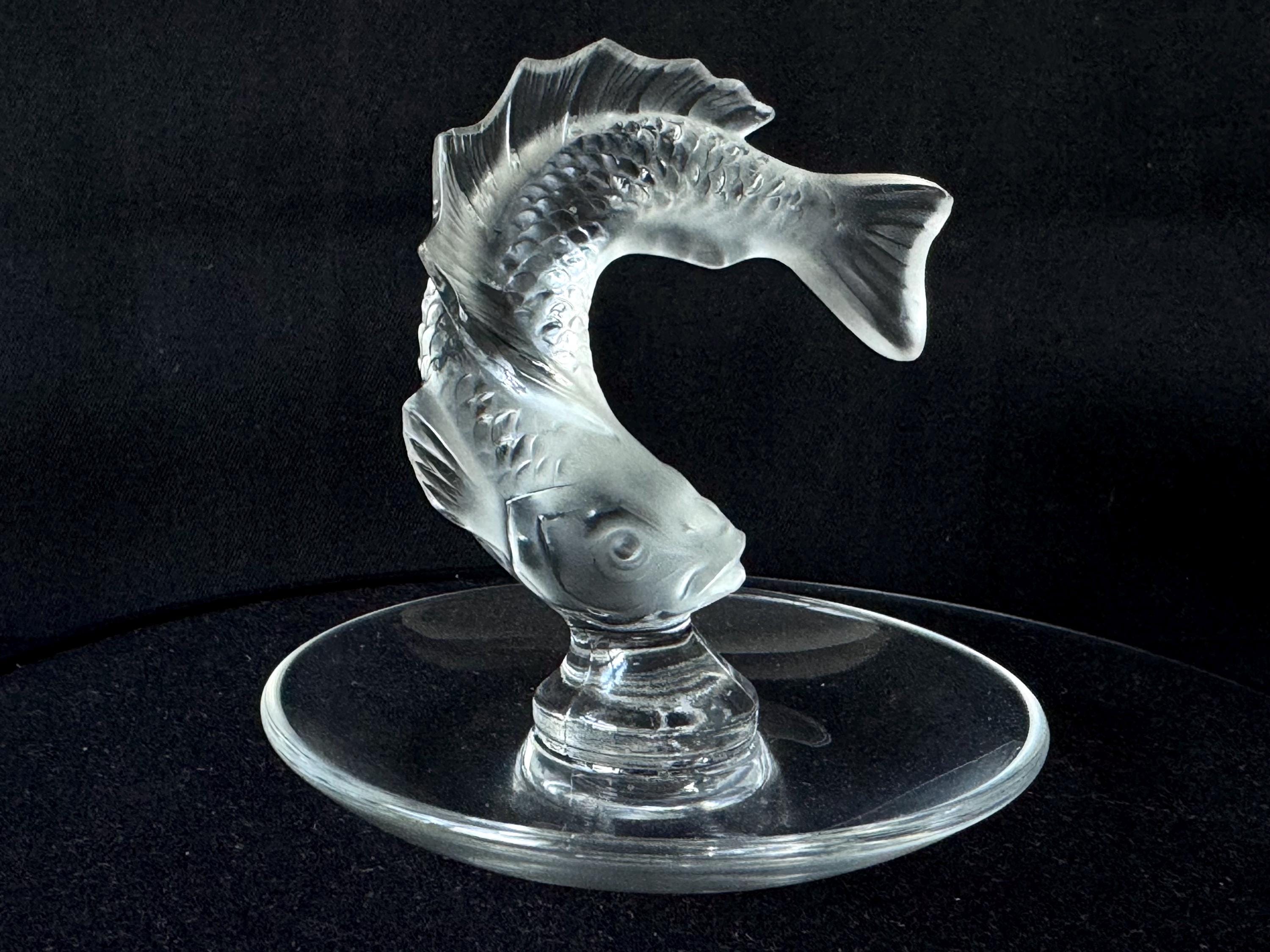 LALIQUE 跳ねる魚　トレイ Lalique Crystal Poisson Salmon Leaping Fish Pin or Ring Tray