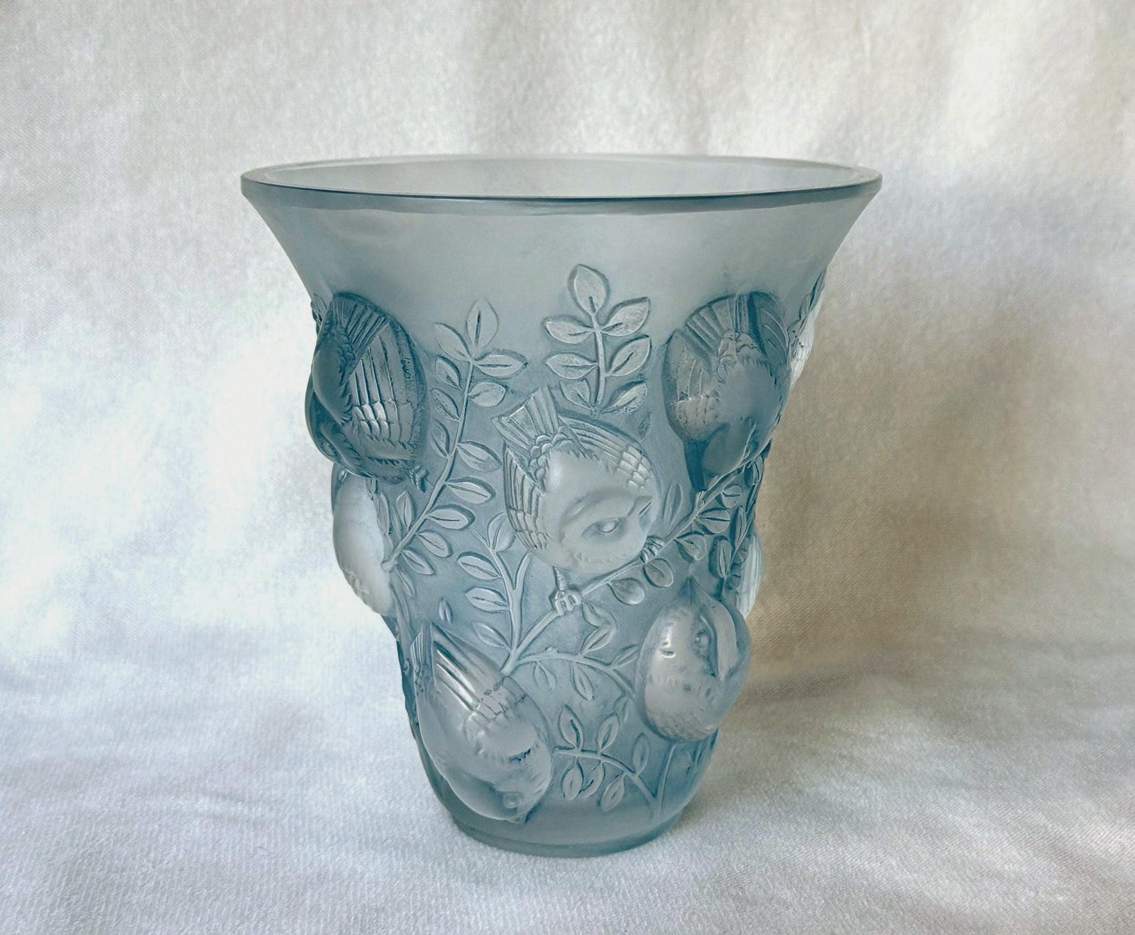 Lalique 青い葉形ガラス皿 箱付き Lalique Blue Bird - Etsy