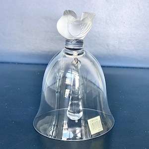Lalique Crystal Pinson bell with a finch as knob, vintage.