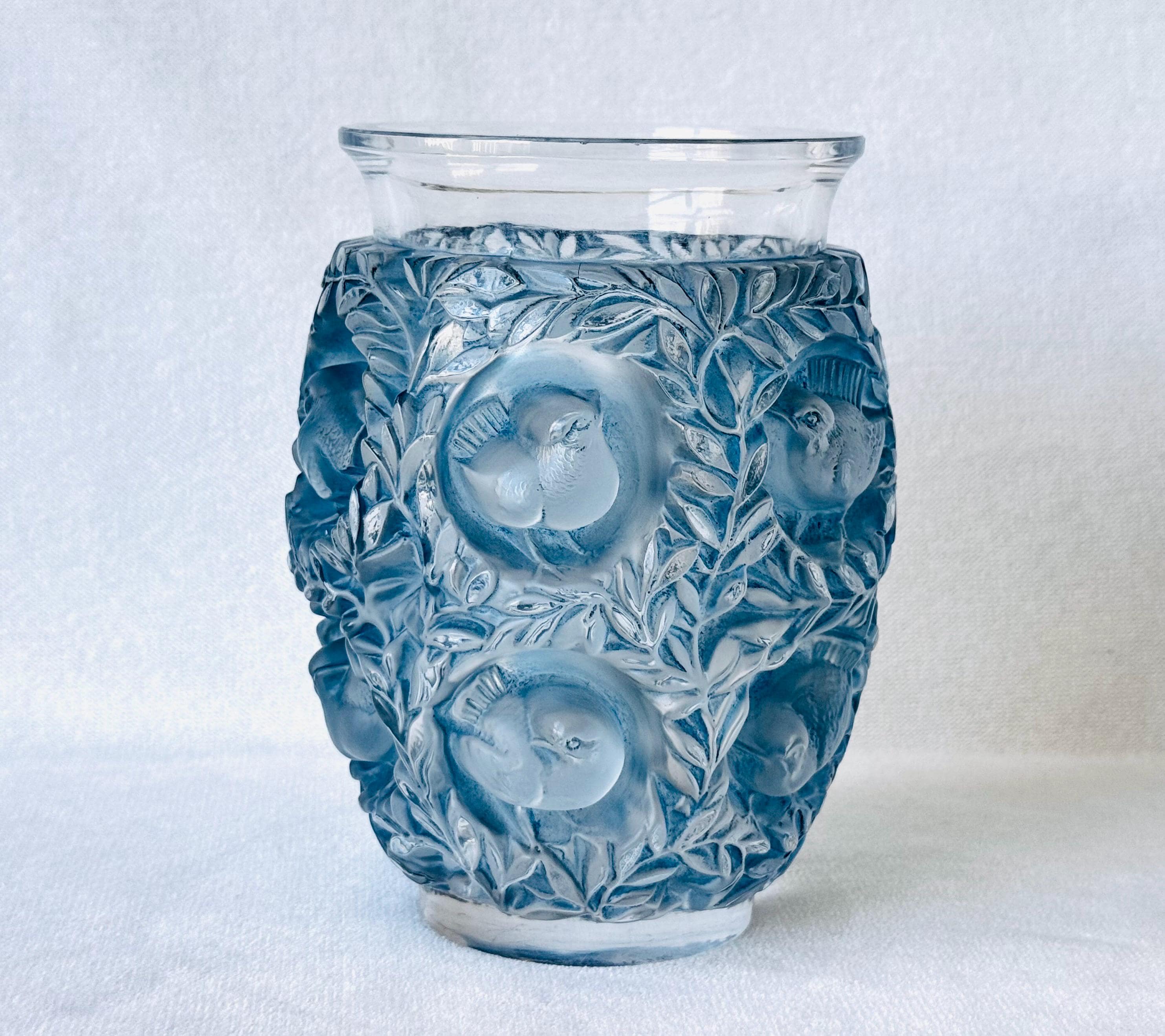 Lalique 青い葉形ガラス皿 箱付き Lalique 青い葉形ガラス皿 箱付き Lalique 青い葉形ガラス皿 箱付き