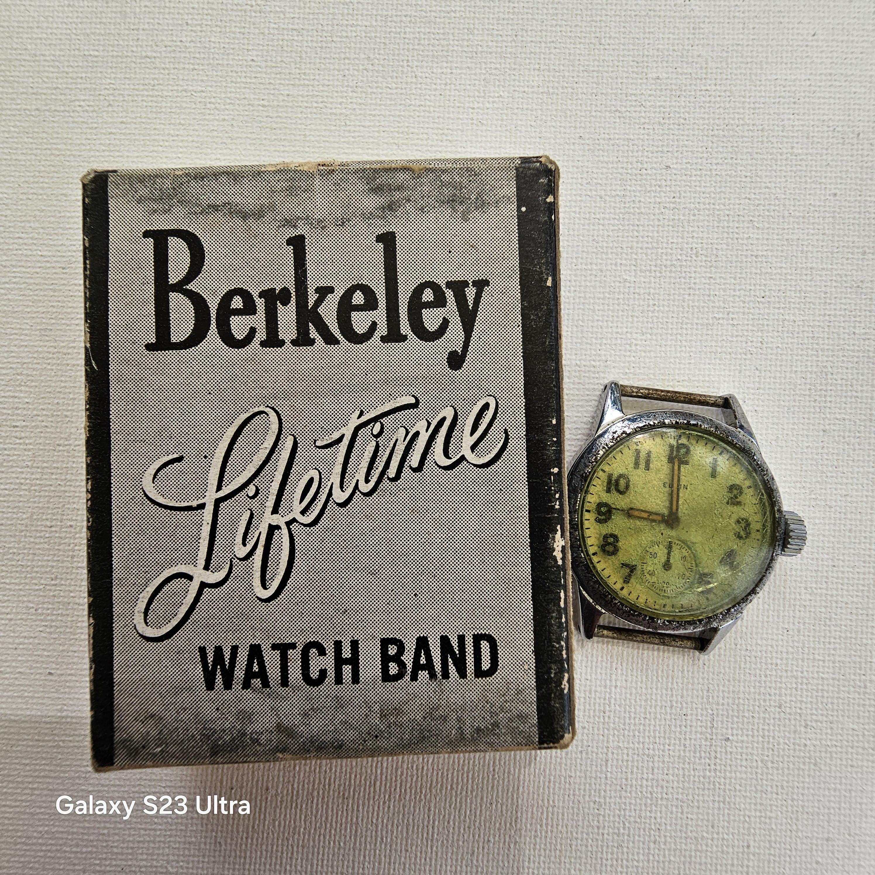 American Wristwatches 洋書 本 88年 40s 50s 41AT3z6Ng5L._AC_SY200_QL15_.jpg