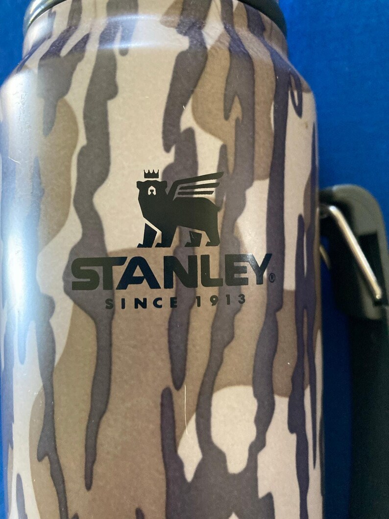 Stanley Camouflage Mossy Oak 1.1 QT Thermos With Handle and Cup Bottomland Bild 2