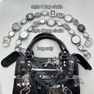 Punk Pin Bag & Multi-Uhrentaschenriemen, Silber-Uhrentaschenkette, Y2K-Uhrenzubehör, Grunge-Pin-Tasche, trendige schwarze Tasche mit einzigartigem Uhrenzubehör