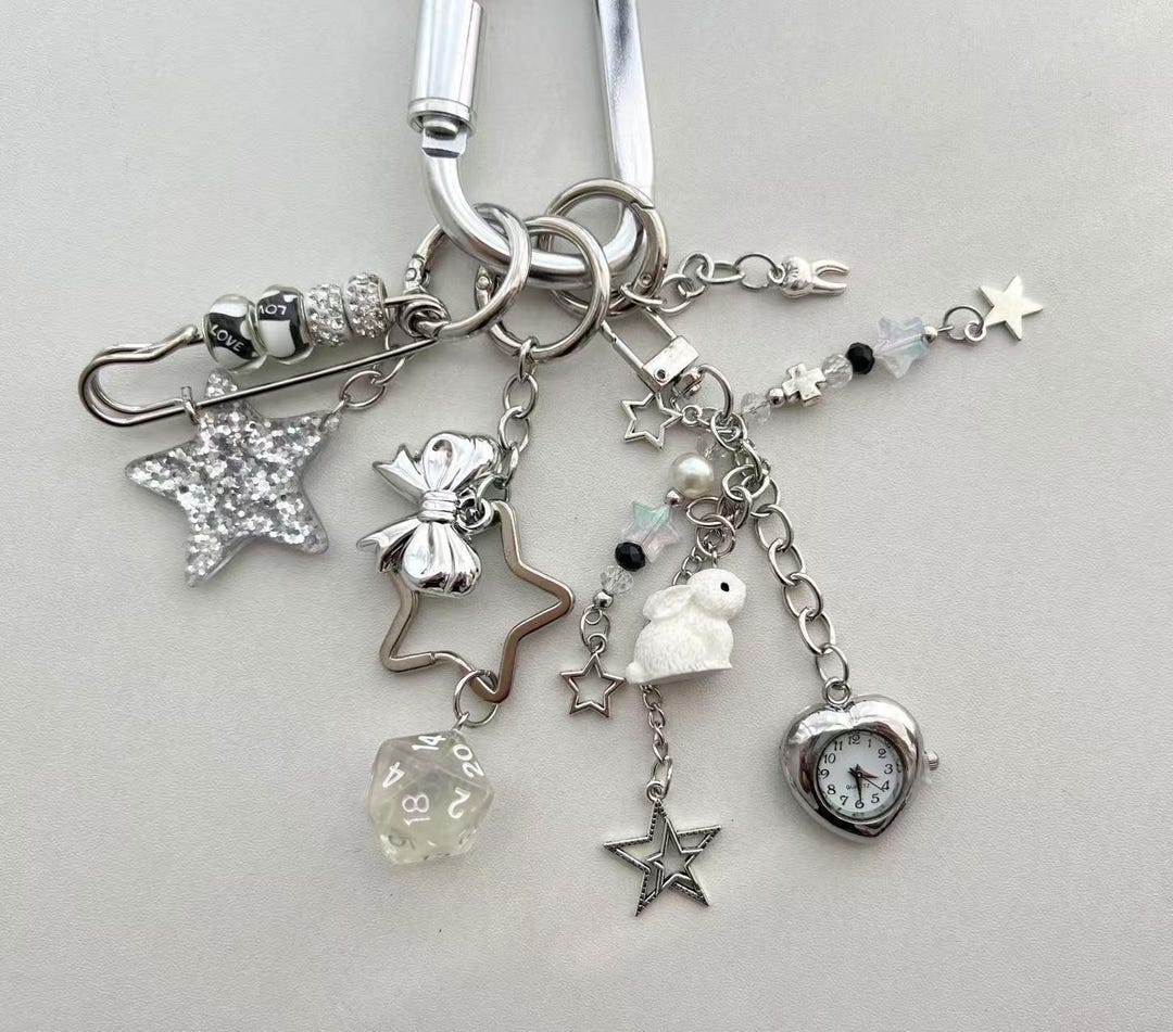 【韓国スタバ】25 V-DAY★DearLove Locket Mirror Keychain 韓国スタバ】25 V-DAY☆DearLove Locket Mirror Keychain