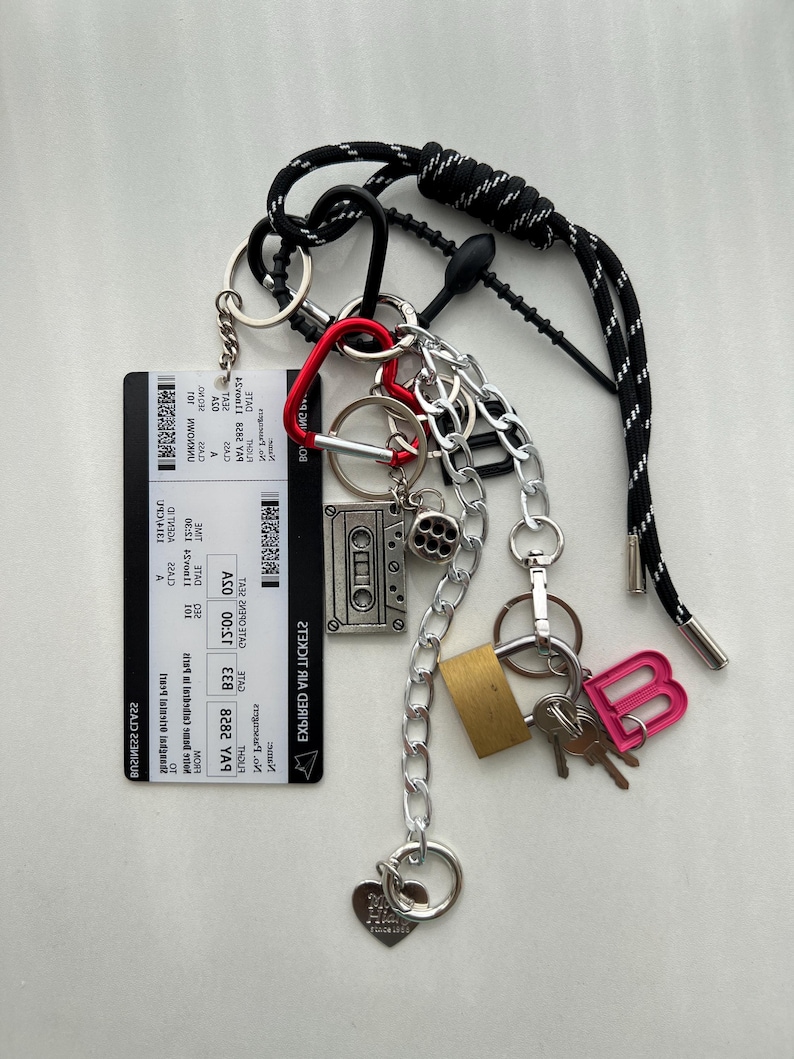 Keychain Y2k Rope Y2K Maximalist Bag Charm, Camera, Cassette Woven Rope Pendant Keychain ...