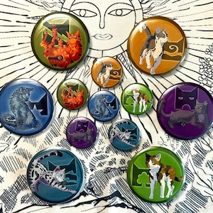 Warrior Cat Clan Button Badges Pin Set - Hand Drawn, Handmade, No AI, For Jackets and Backpacks, set of 6 pins immagine 2