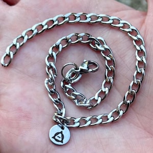 Therian Pride Charm Bracelet- Simple, Meaningful Accessory, Coded Fashion, Alterhuman, Therian Symbol, Theta-Delta
