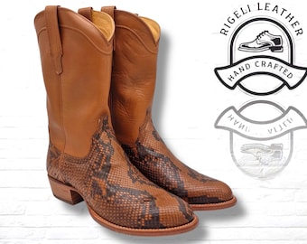 Stivali da cowboy fatti a mano con stampa pitone – Stivali western in pelle esotica di lusso – Calzature da uomo personalizzate