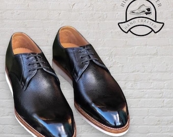 Handmade Black Leather Derby Shoes: Elegant Men's Footwear