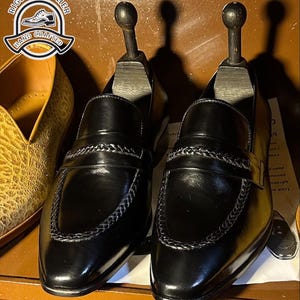 Svarta herrloafers i läder | Handgjorda finskor i fullnarvat läder (anpassad) bild 9