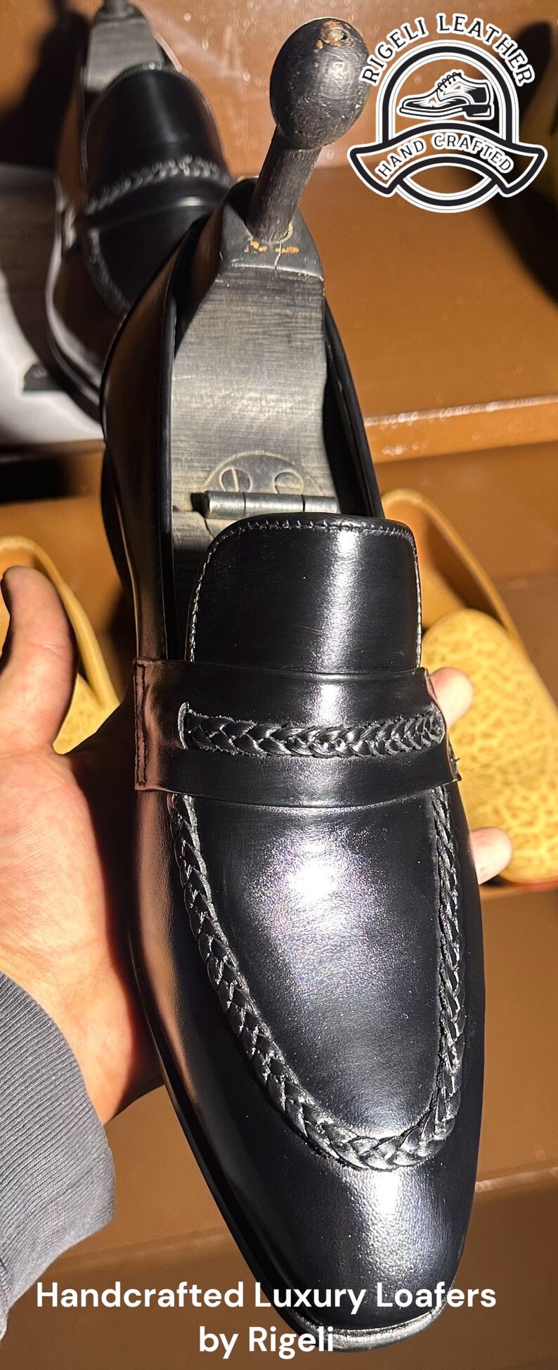 Svarta herrloafers i läder | Handgjorda finskor i fullnarvat läder (anpassad) bild 11