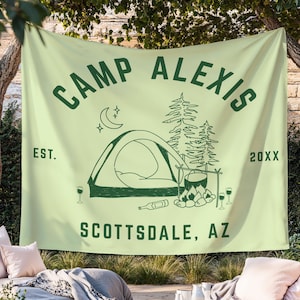 Berg Junggesellinnenparty Banner, Camping Girls Trip Tapisserie, Bach Party im Wald Kulisse, Custom Cabin Brautdusche Willkommensschild