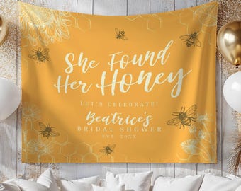 Bannière nuptiale de douche miel, tapisserie d'enterrement de vie de jeune fille personnalisée mariée à abeille, toile de fond jaune de fête de fiançailles, panneau de bienvenue en tissu pour la mariée