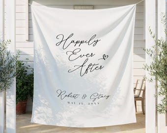 Plaque Happily Ever After personnalisée, tapisserie de mariage Fairytail, bannière de réception minimaliste, décoration en lin blanc Afterparty, toile de fond photo simple