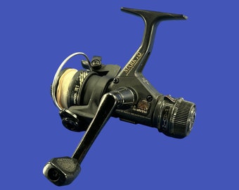 Shimano FX200 Graphite Fishing Reel Vintage Quickfire II Spooled