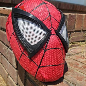 spiderman textured mask and faceshell classic comic spiderman