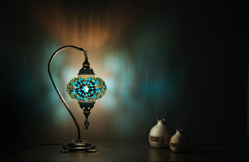 Lámpara de cisne de mosaico turco: lámpara de mesa de vidrio artístico hecha a mano