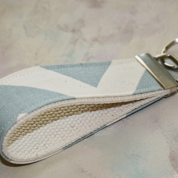 Blue Chevron Fabric Wrist Key Chain, Key Fob Wristlet Keychain, Custom fabric key fob for teen driver, Keyring for women key ring organizer