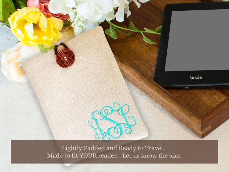 Monogrammed Kindle Case, Personalized Kindle Paperwhite Sleeve, Monogram Linen Kindle paperwhite case, kindle cover, Linen Kindle Oasis Case