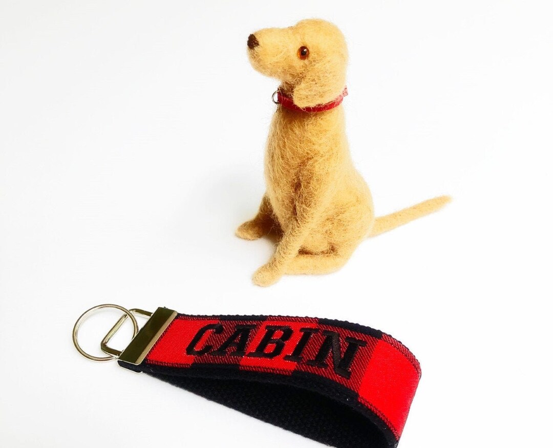 Cabin Keychain, Hostess Keyring for Mountain Cabin, Red Plaid Fabric ...