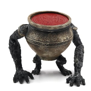 Elden Ring Nightreign Inspired Iron Fist Pot Planter Statue Figurine - 3D printed