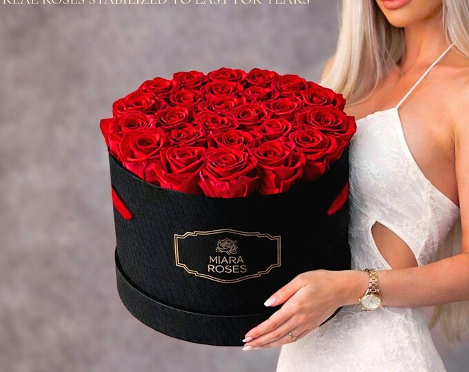 Real Roses Fresh for Years — Custom Text Label Flower Box with 25 Forever Red Roses, Anniversary Flowers, Romantic Rose Box, Handmade