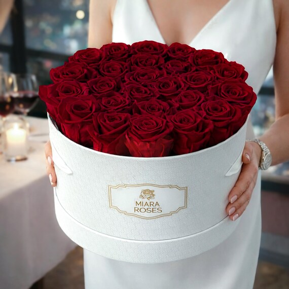 Commemorative Floral Vessel – Event Anchor Keepsake - 25 Preserved Rose Box - Personalised Text Label - Flower Gift Box for Women