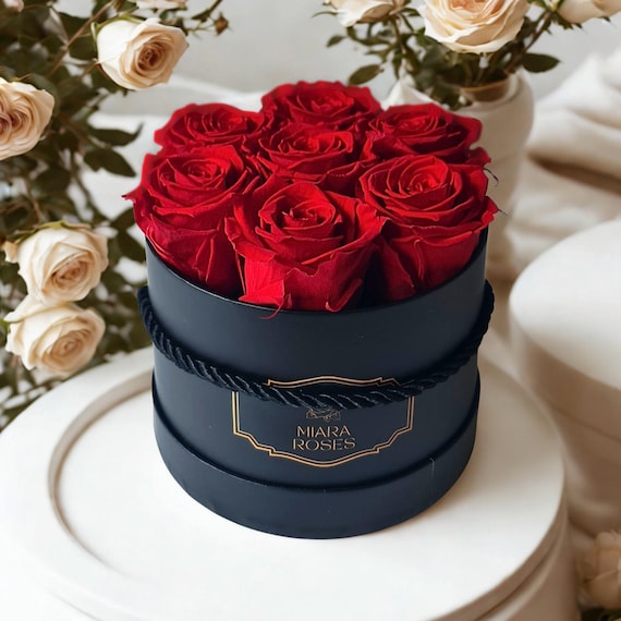 Personalized Gift Box with 7 Preserved Roses, Luxury Centerpiece, Birthday Flowers, Table Decor, Memorable Gift