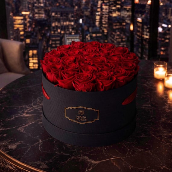 Impress Her with Personalized Etrenal Black Rose Box Gift — Love Statement with 25 Roses, Timeless Reminder of Importance and Presence