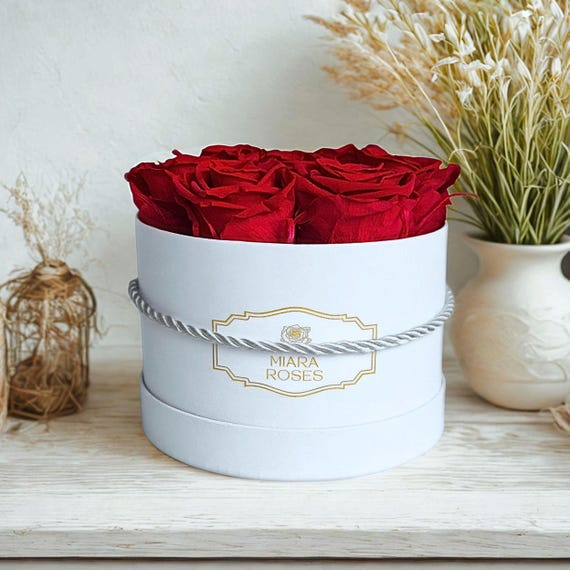 Personalized Label White Box with 5 Preserved Roses, Luxury Centerpiece, Table Decor, Memorable Birthday Gift, Gift For Her, Handmade