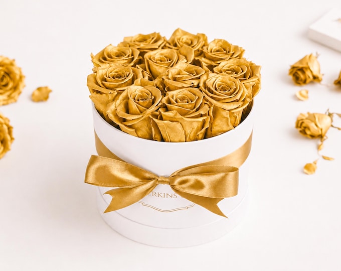 Luxury Rose Box with Natural Preserved Golden Roses That Stay Fresh for Years, Luxury Gift or Decor, Personalized Custom Text Label