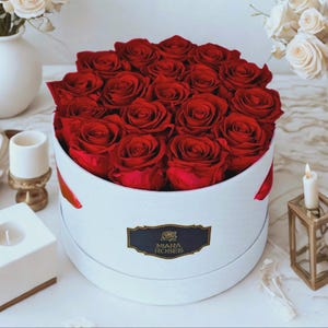 Romantic Gift That Surprises - 18 Luxury Eternal Roses in Personalised Box: Luxury Birthday, Anniversary or Keepsake Gift for Her