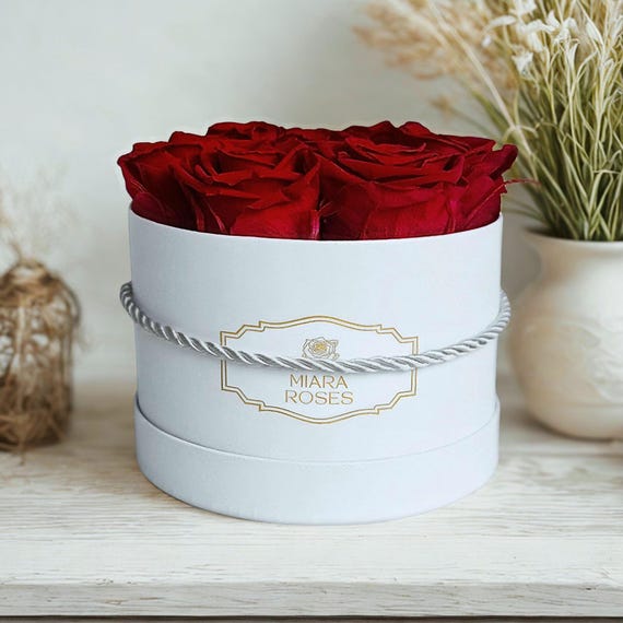 7 Preserved Roses in White Box – Meaningful Gift with Long-Term Presence