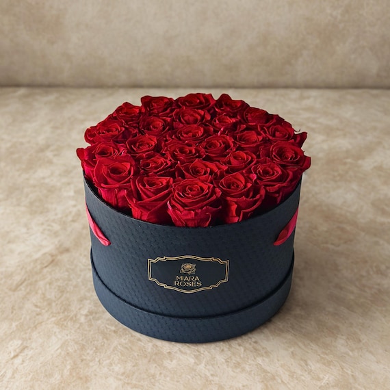 Eternal Rose Display Box – Naturally Grown Roses Stay Beautiful 2+ Years | Personalized Birthday Luxury Gift For Her, Anniversary or Wedding