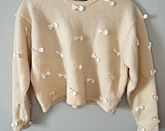 Vintage Nordstrom 100% Merino Wool Cream Sweater with Bows and Pearls, size S