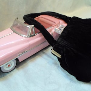 VINTAGE  1950s Black Velvet Purse, Unique Ice Cube Closure Great Condition