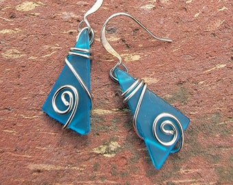 Wire wrapped tumbled glass earrings-turquoise blue glass