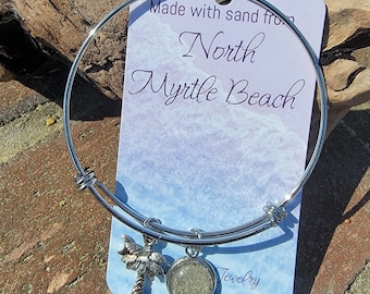 North Myrtle Beach Sand bangle with charm. Made with North Myrtle beach sand from South Carolina. Piece of South Carolina in jewelry