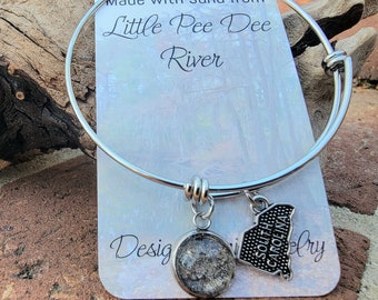 Little Pee Dee River Sand bangle with charm made in South Carolina. Piece of South Carolina in jewelry