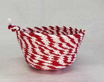 Upcycled fabric bowl basket tray