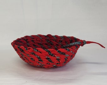 Upcycled fabric bowl basket tray