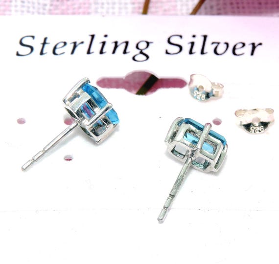 スイスブルートパーズ スターリングシルバー スタッドピアス：プロング