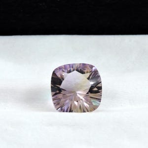 4.10 Carat Cushion Cut Bolivian Ametrine Gemstone: Jewelry Making