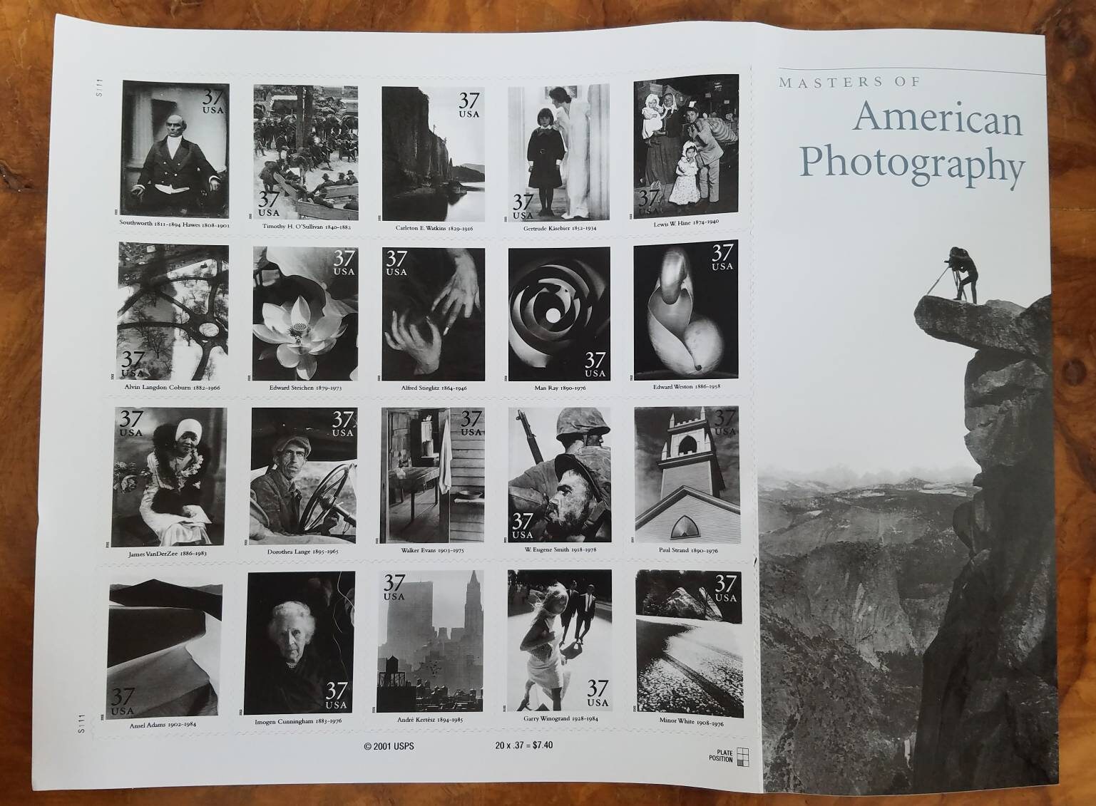 切手。USA 37セント。 未使用切手20枚 - アメリカの写真（シート）// 37セント切手 // 額面