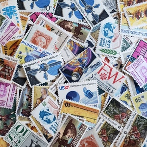 25 sellos postales antiguos sin usar de la década de 1970 de 10 c // TODOS DIFERENTES sellos antiguos de 10 centavos // Valor nominal 2,50