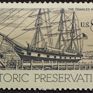 Five 5 vintage unused postage stamps - American flag 4c // 4 cent stamps //  Face value 0.20