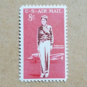 Cinco sellos de 8 c de Amelia Earhart // sellos postales antiguos sin usar // sellos de 8 centavos // Valor nominal 0,40
