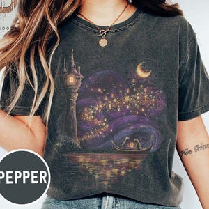 Vintage Disney Tangled Rapunzel Comfort Color Shirt, T-shirt Princess Rapunzel, T-shirt Disney Princess Family Trip, Shirt Disney Lantaarns