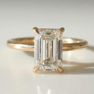2.03 Ct Emerald Cut Moissanite Engagement Ring, Emerald Cut Ring, Moissanite Engagement Ring, Solitaire Emerald Cut Ring.
